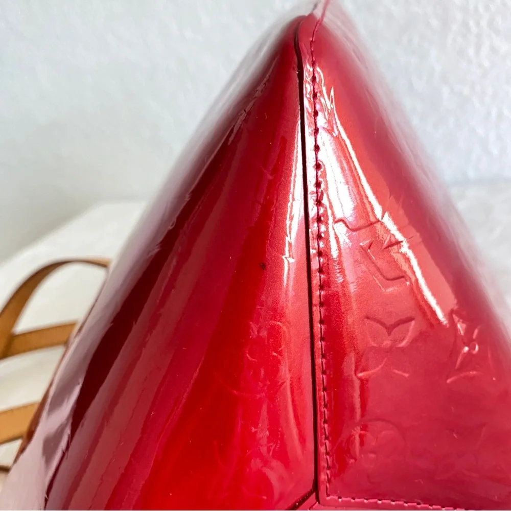 Louis Vuitton Vernis Bellevue PM bag